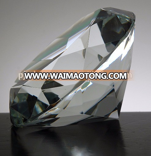 MH-ZS0042 Optical Glass Paperweights Wholesale Crystal Diamond Shape Paperweight For Business Gifts