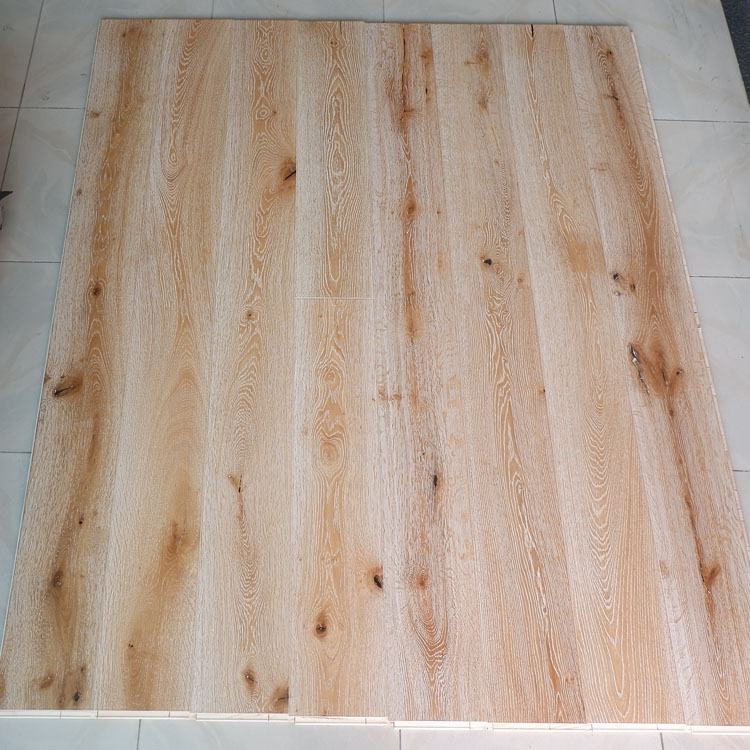 Hot selling one strip fumed and white washed multiplex wood