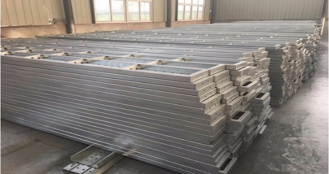 Q235 Punched Pre Galvanized Metal Deck For Scaffoldings