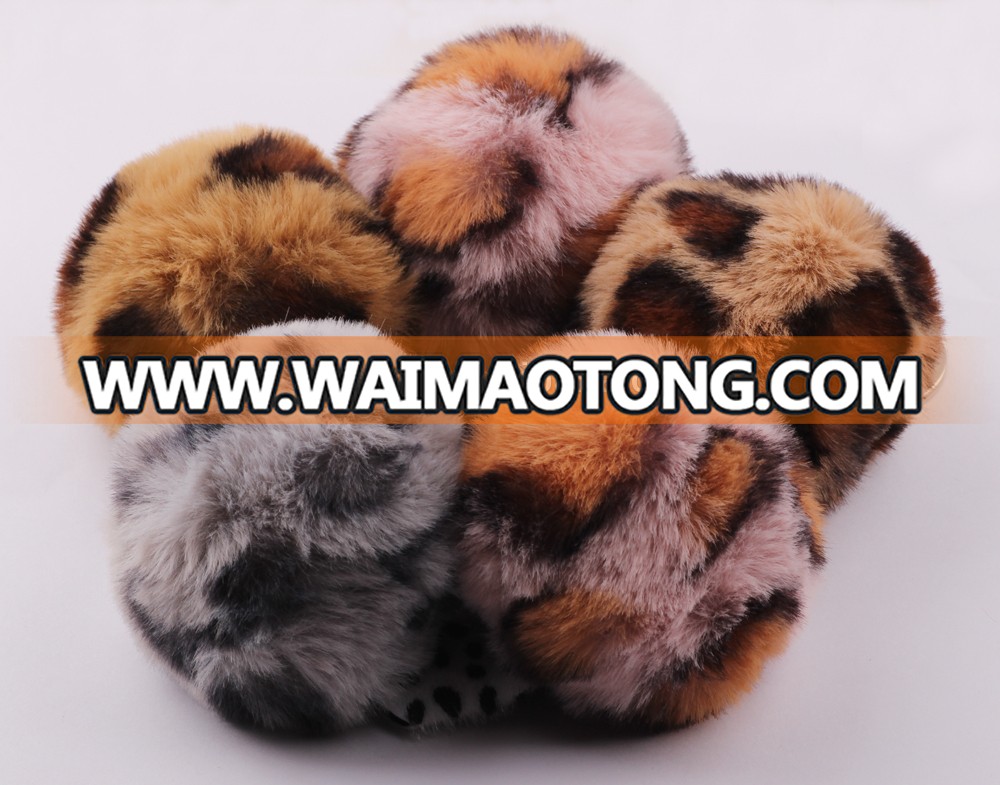 leopard print llaveros marvel pompom fur pom pom pon plush keychain custom metal keyring jordan funko pop promotional keychain