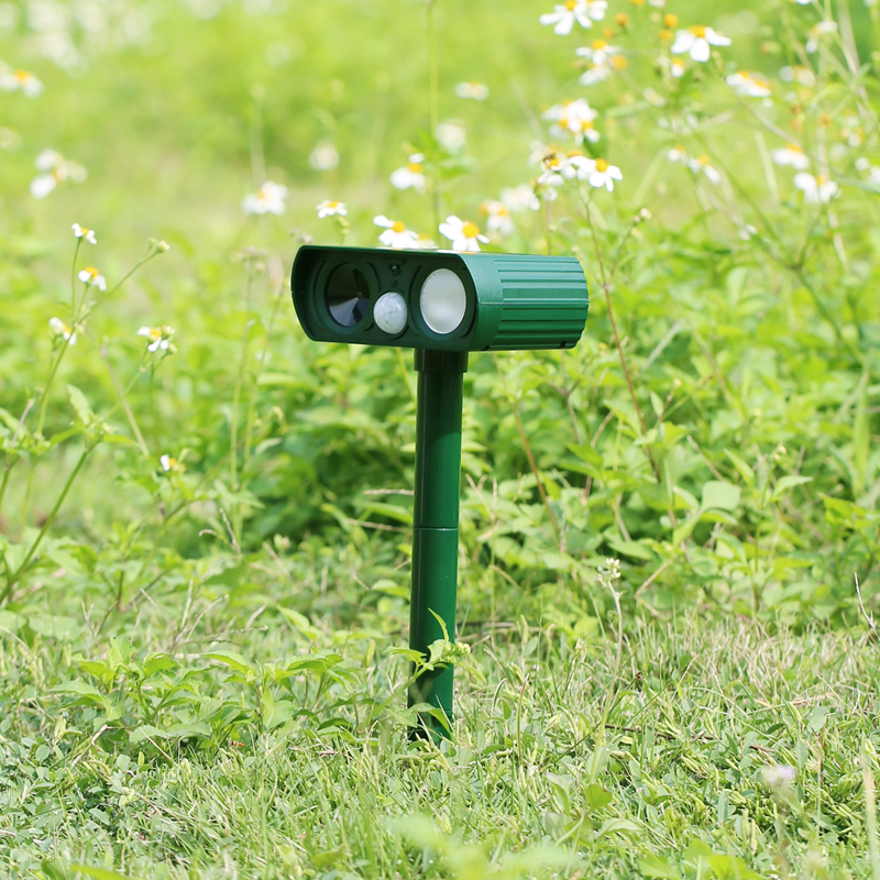 HRS high quality outdoor use pir sensor red led tirgger indicator ultrasonic animal repeller