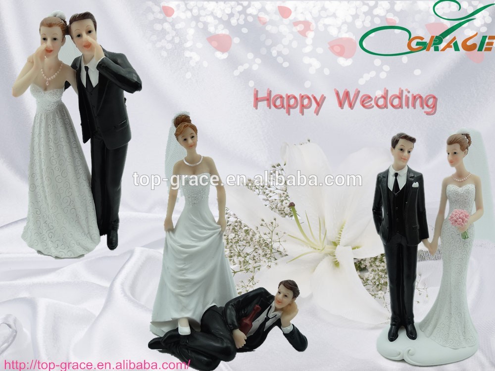 resin wedding gifts funny wedding cake topper wrestling couple funny wedding