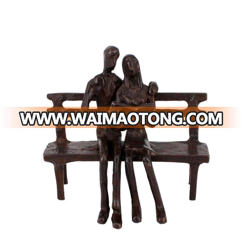 Home Decor Handicraft Cast Iron Bronze Metal Action Figure Sculpture