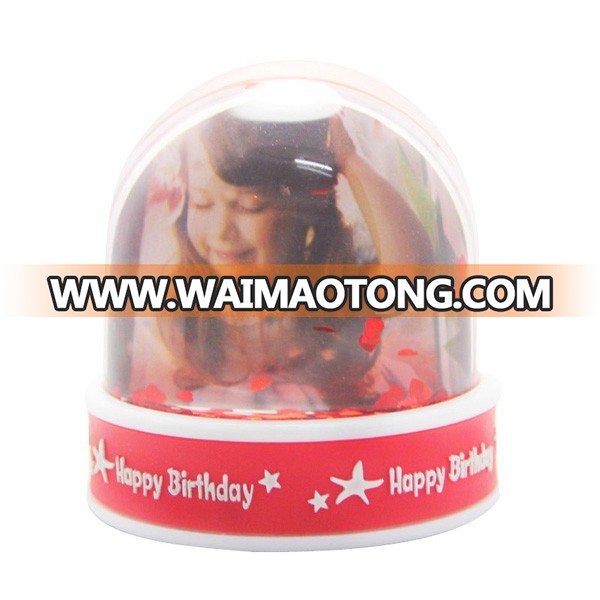 Acrylic Plastic Promotion Decoration Birthday Gift With Red Heart Confetti Photo insert Snow globe Photo Frame