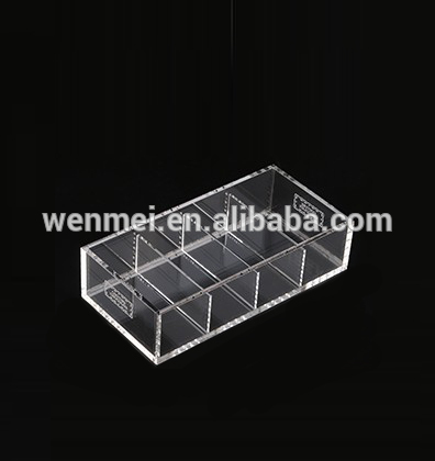 clear acrylic box