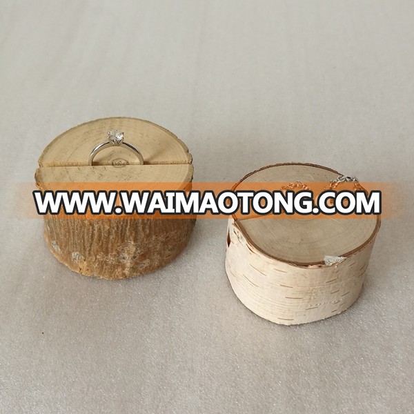 Engraved Wedding Date Wooden Keyrings , Inexpensive Wood Log Keychains