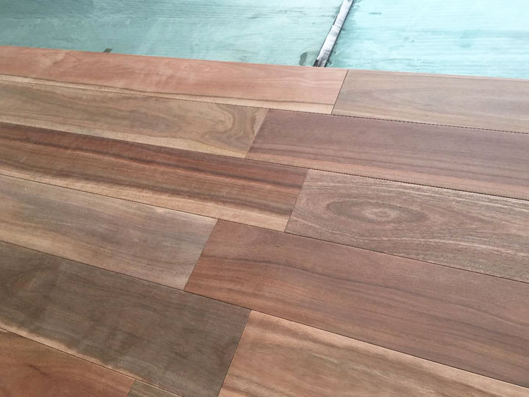 14mm Smooth Australian Eucalyptus Engineered Hardwood Flooring Spotted Gum