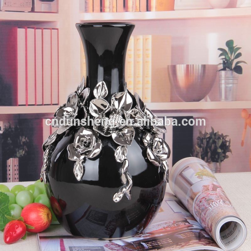 Round with small mouth ceramic electroplated vase wholesale/Plating silver vase with twist shape