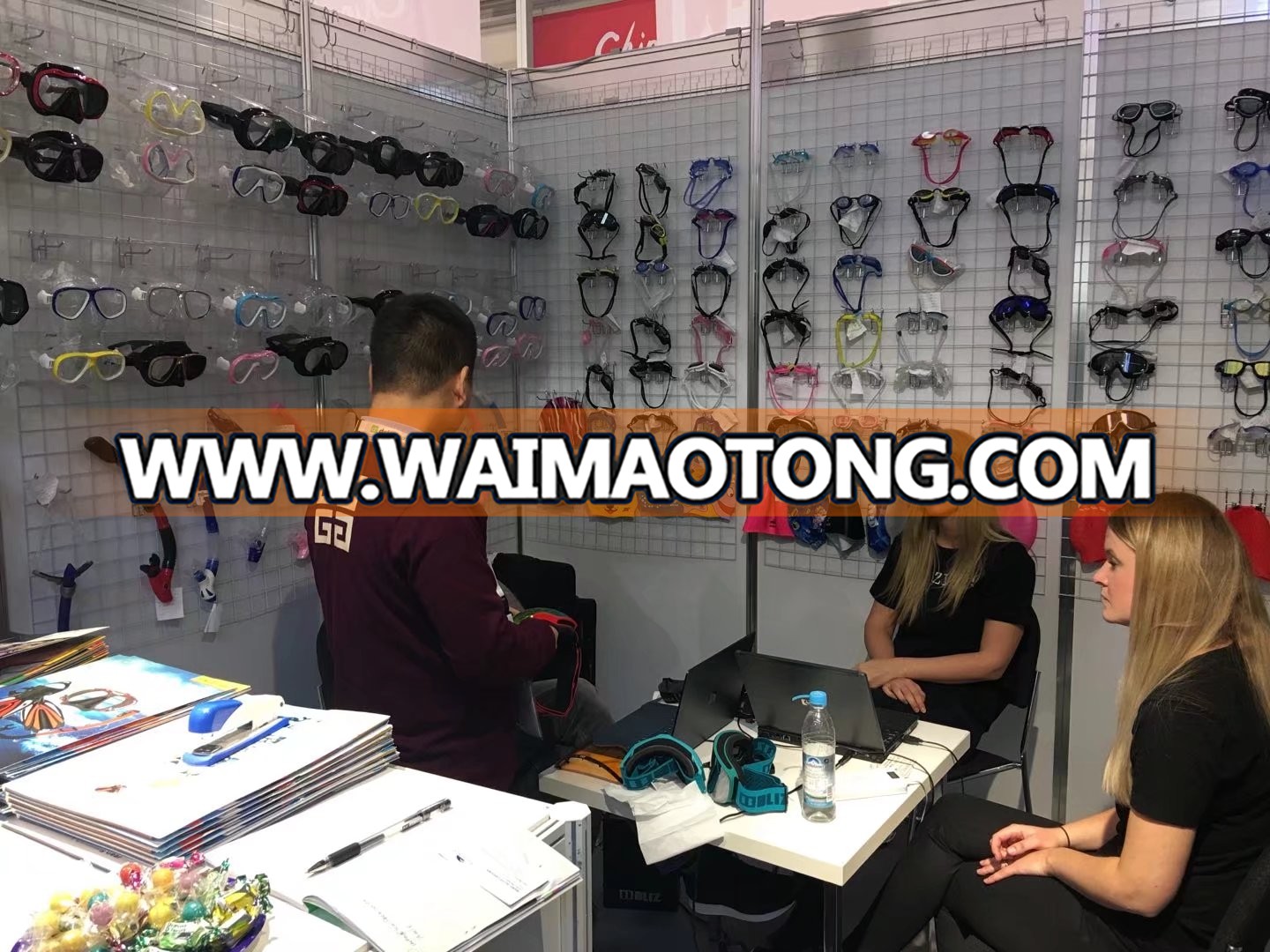 New, Anti fog, Professional Racing Swimming Goggles from factory of 20 years