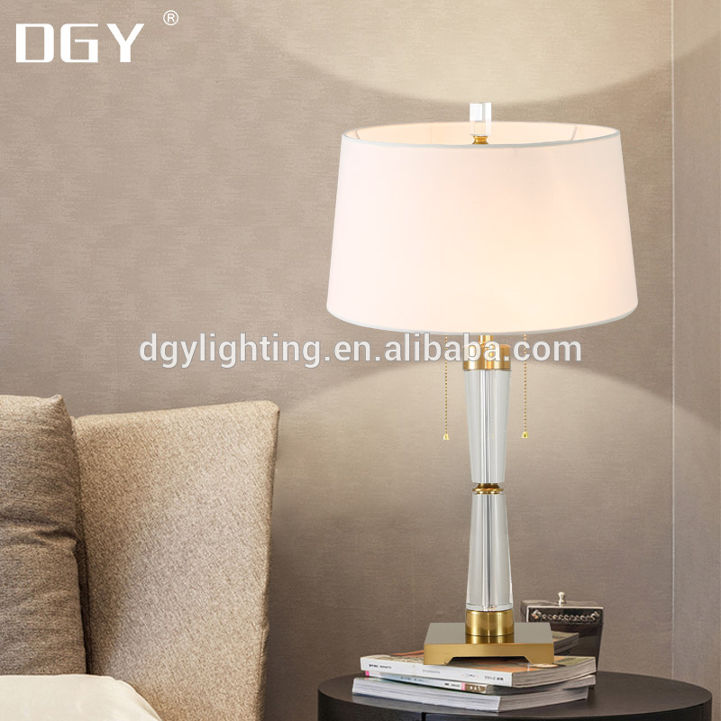 Cheap Hot Wholesale Zhongshan Fabric Lampshade Crystal Iron Base Post Modern Living Room Table Lamp