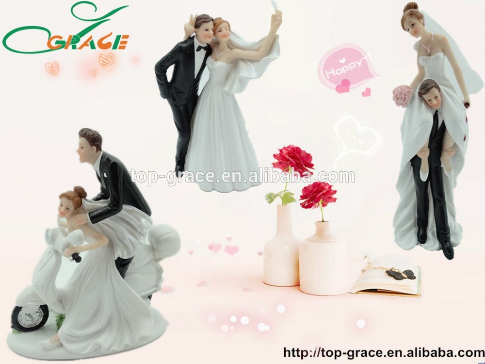 resin wedding gifts funny wedding cake topper wrestling couple funny wedding