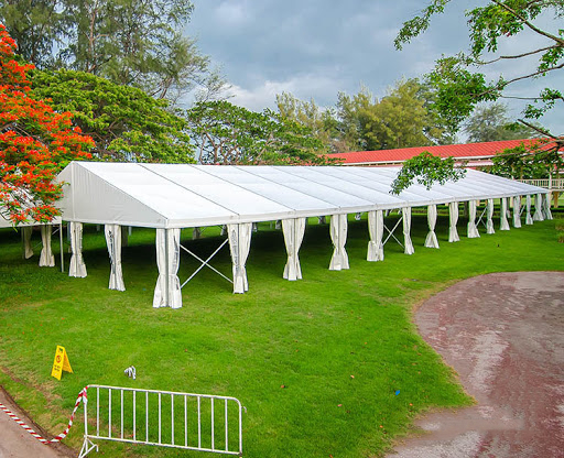 1000 Seater Luxury White Wedding Tent With Marquee Lining For Sale