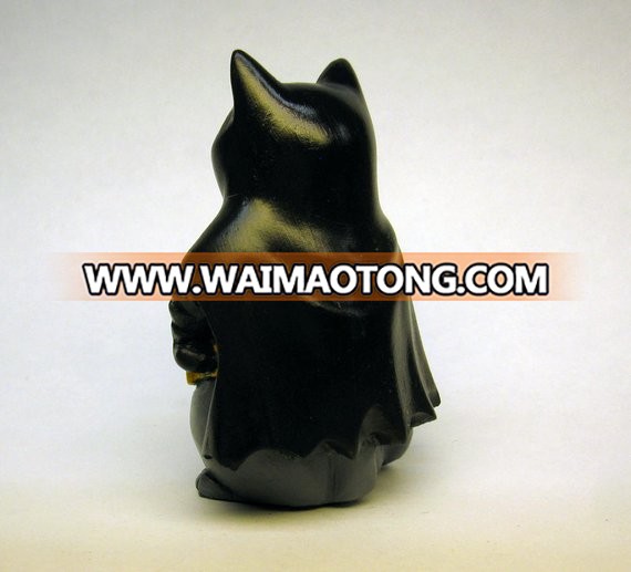 Wholesale custom desktop decor children favor cool resin cat figurine for gifts