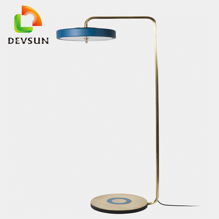 Chinese luxury durable indoor shelf wood floor lamp