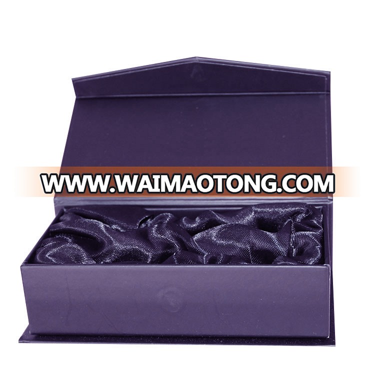 Yilucai  Luxury Wholesale Megnet Matt Packaging Custom Cosmetic Box