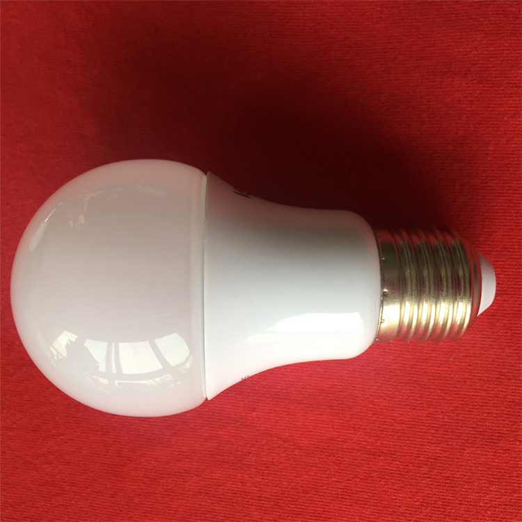 High power energy saving E27/B22 base led bulb lighting long lifetime A60 SMD2835 bulbs lamp 7W watt led bulb