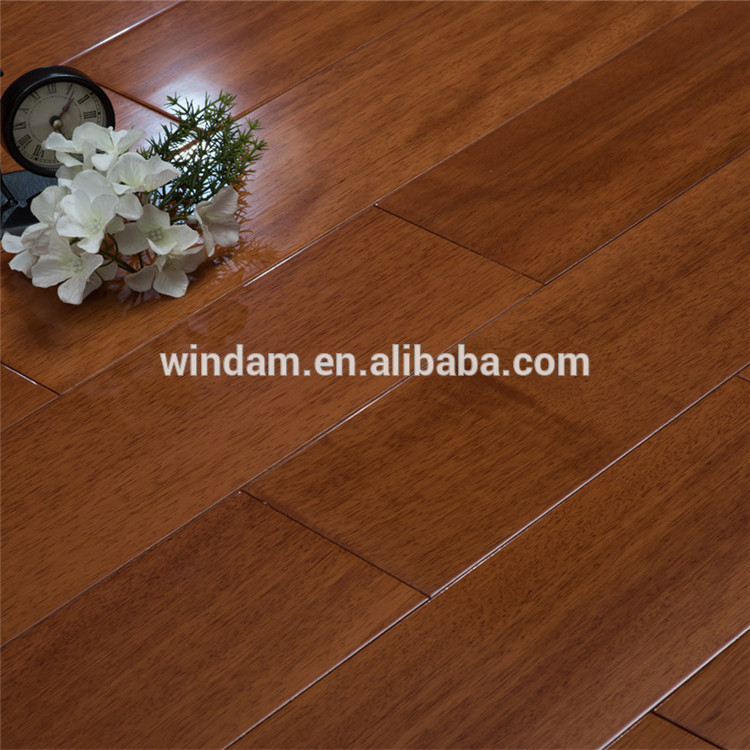 Selected Grade Smooth UV Lacquer Finishing Engineered Taun Flooring