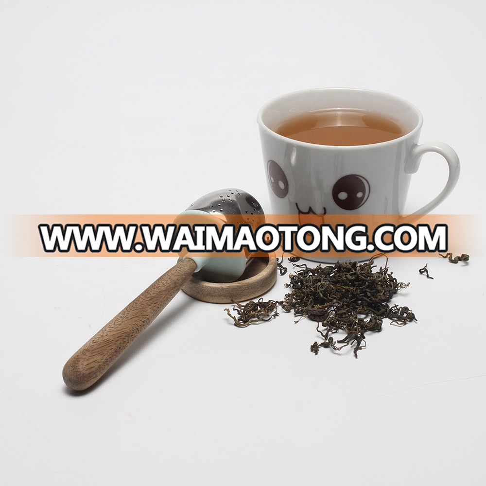 New Arrival Fine Holes Stainless Steel Loose Leaf Tea Infuser with Wooden Handle