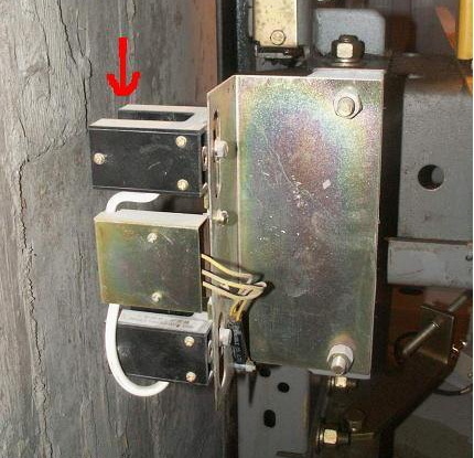 Elevator sensor  photoelectric switch elevator flat layer control