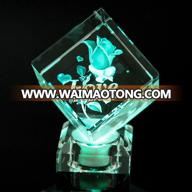 3D Laser Engraving Flower Crystal Cube Crystal Rose  Cube With LED Base For Wedding Decoration & Gift