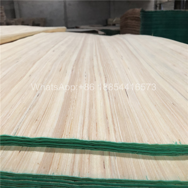 Recon white veneer India market 4*8 ft engineered wood veneer