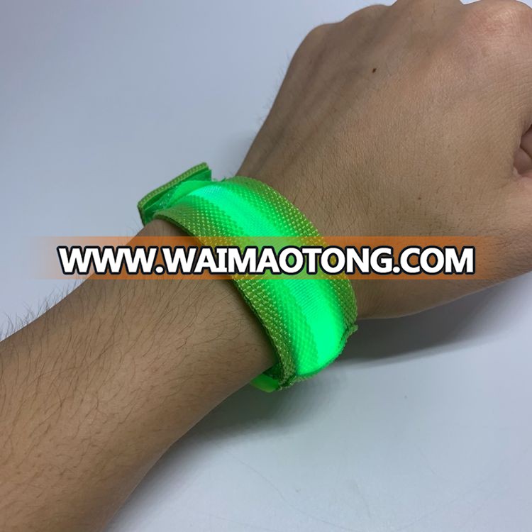 OEM price outdoor sports flashing nylon customized colorful LED wristband