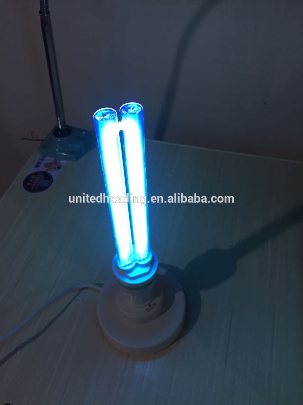 254nm UV germicidal lamp ozone germicidal lamp,ultraviolet germicidal lamp E27