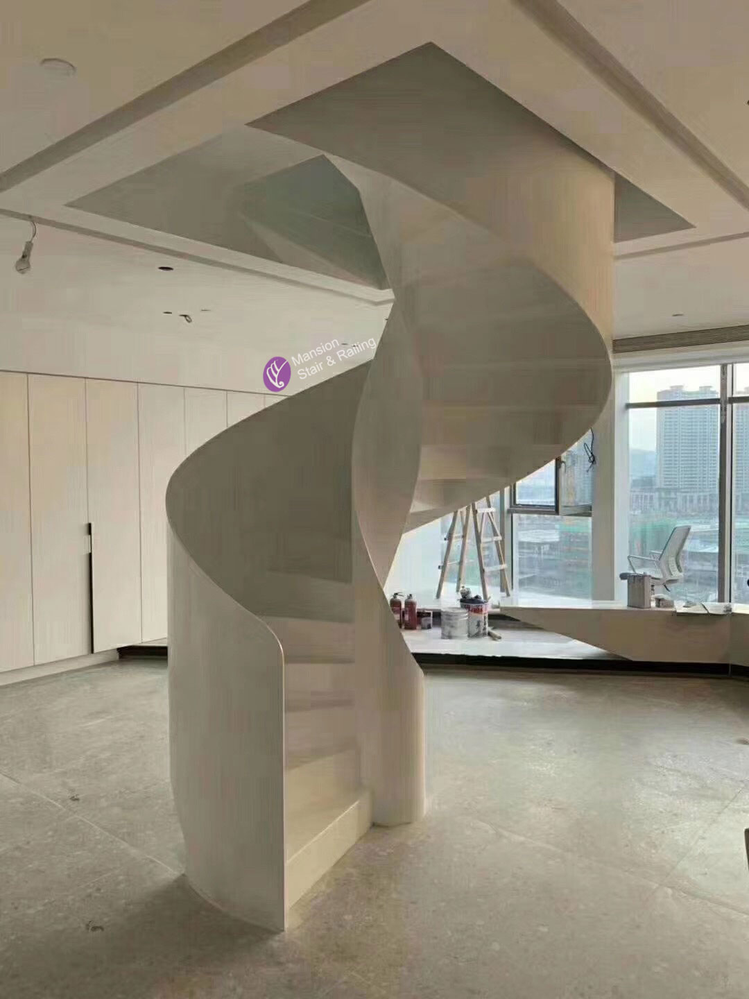 Indoor Metal Spiral Stairs with Steel Sheet Railing