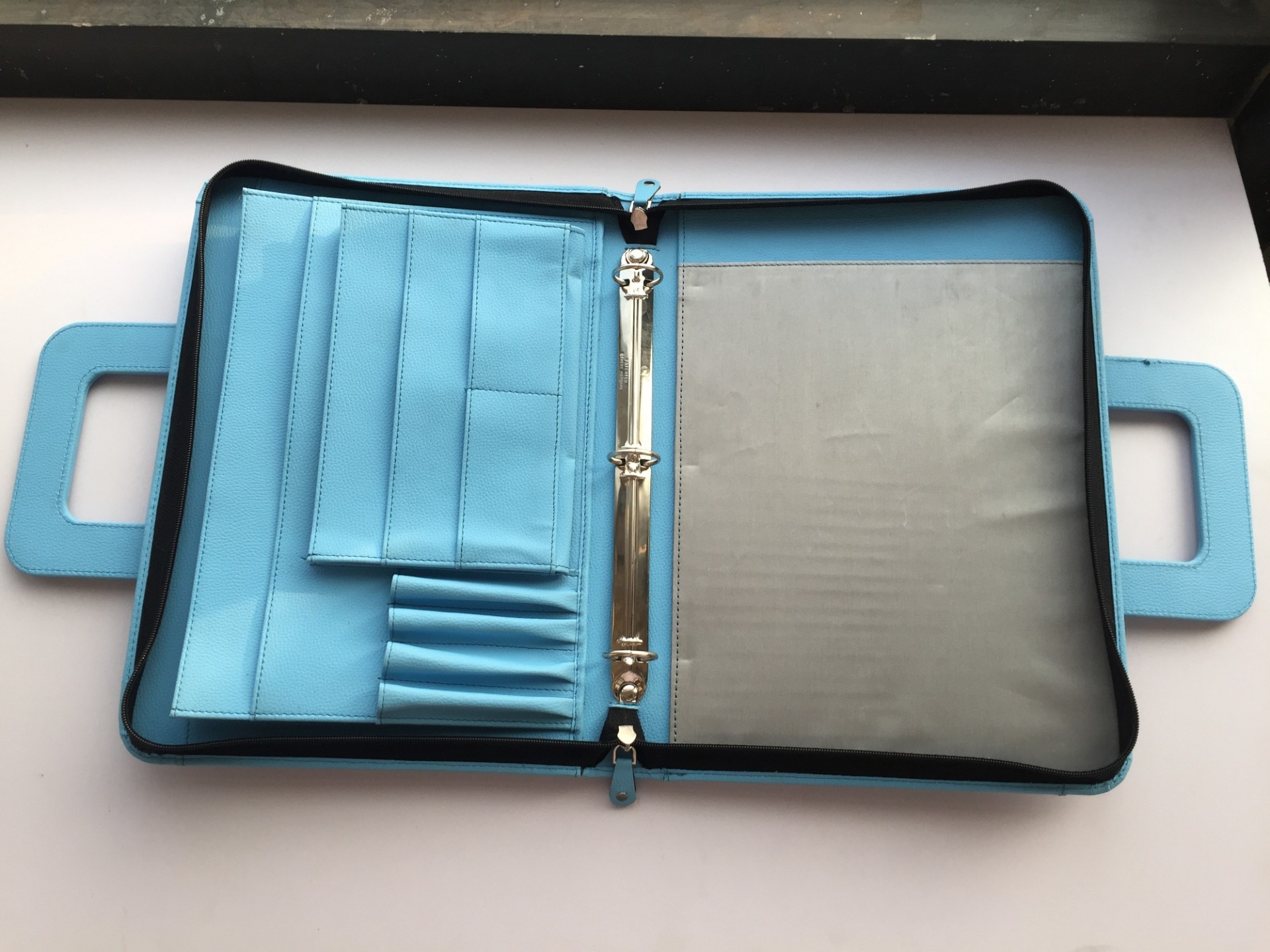 Fashionable Blue Genuine Leather ring binder / professional portfolio