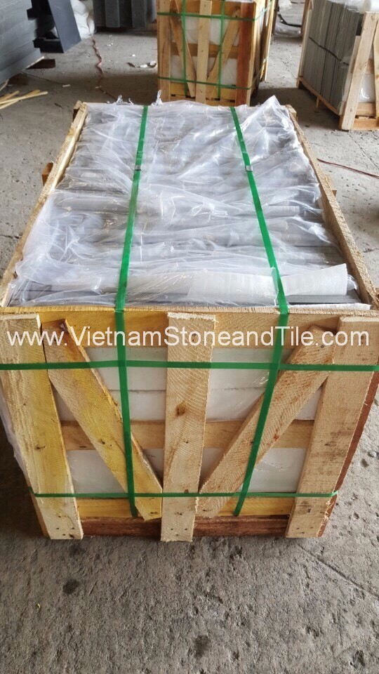 VST Product Floor Tiles, Black Basalt Flamed Floor Tiles, Vietnam Black Basalt Flamed Tile