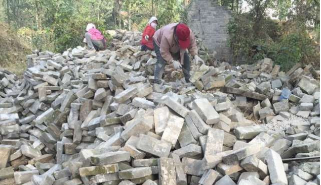 Old reclaimed sliced wall brick for outdoor decoration wall