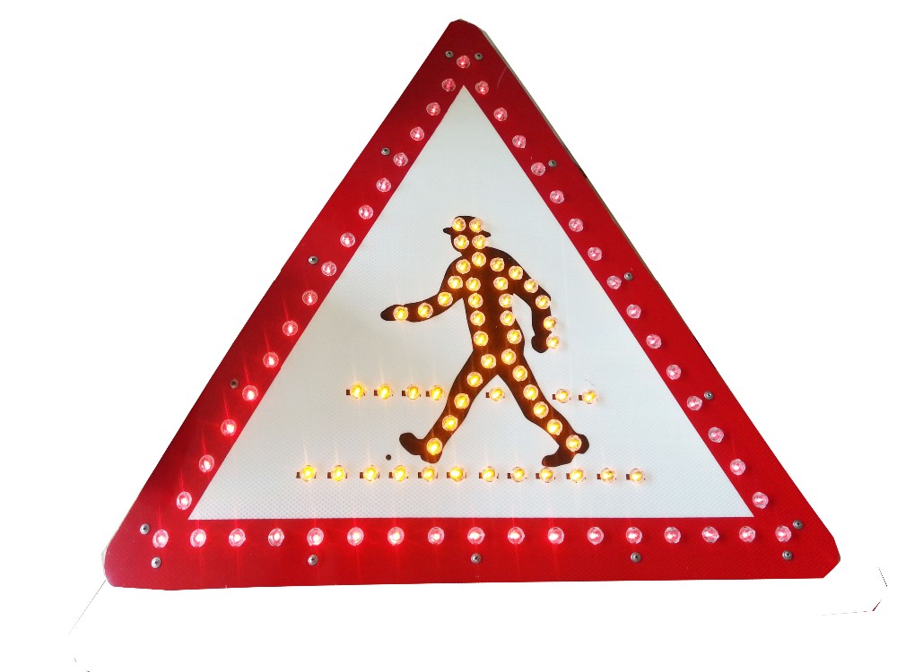 Thailand Kuwait Qatar Cautionary Signs solar flasher beacon led traffic sign board