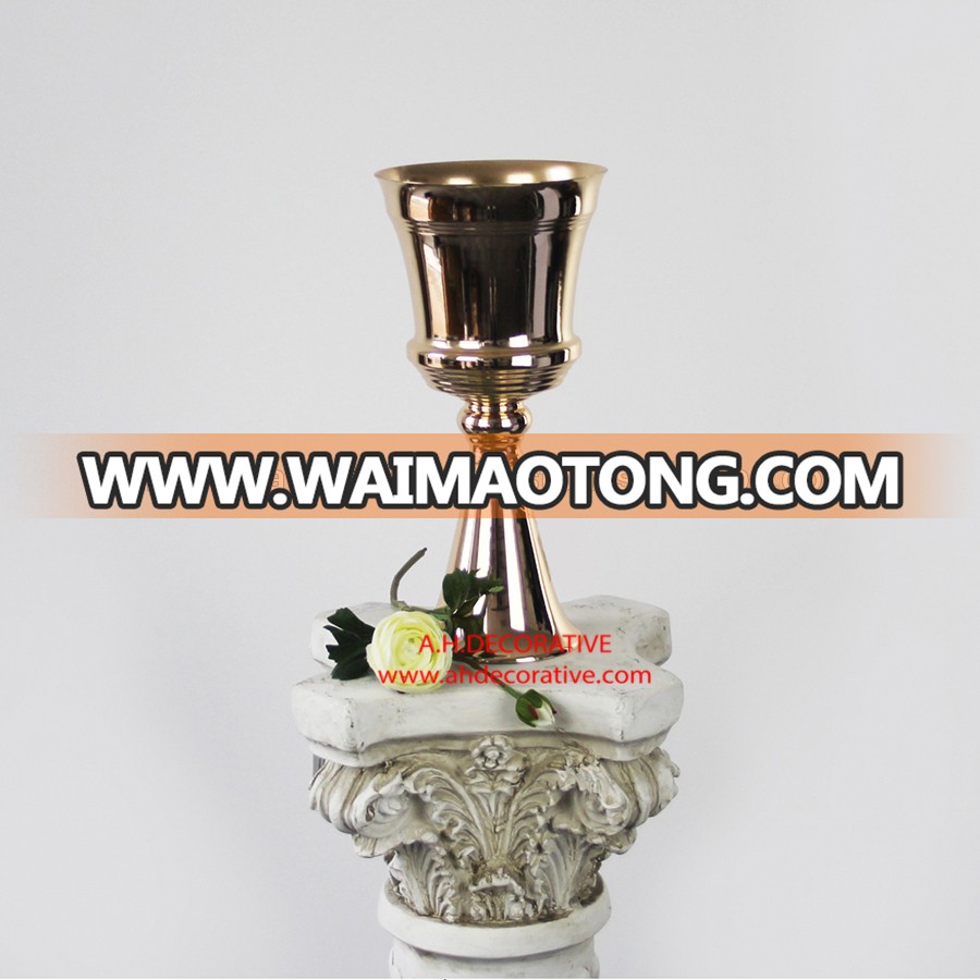 Small Gold Flower Urn