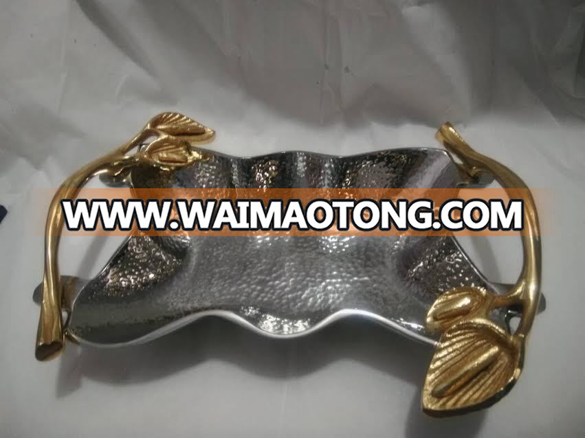 ALUMINIUM HAMMERED TRAY WITH GOLDEN HANDLE