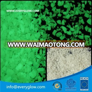 glow in the dark landscape,glow stone