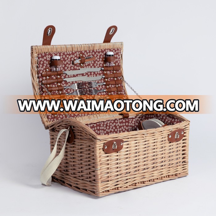 Cheap handicraft custom wood willow wicker picnic basket for 4