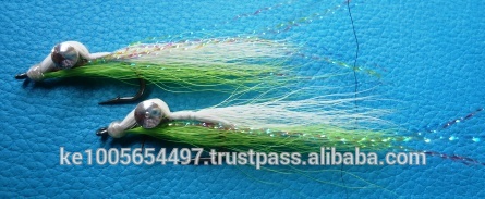 Clouser deep water minnow chart and white 5.JPG