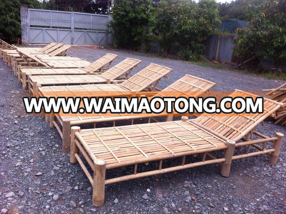 Bamboo sunbed - L210 x W80 x H30 (cm).JPG