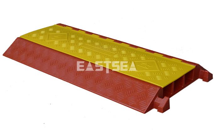 3 Channels PU Plastic Outdoor Events Cable Ramp