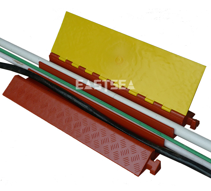 3 Channels PU Plastic Outdoor Events Cable Ramp