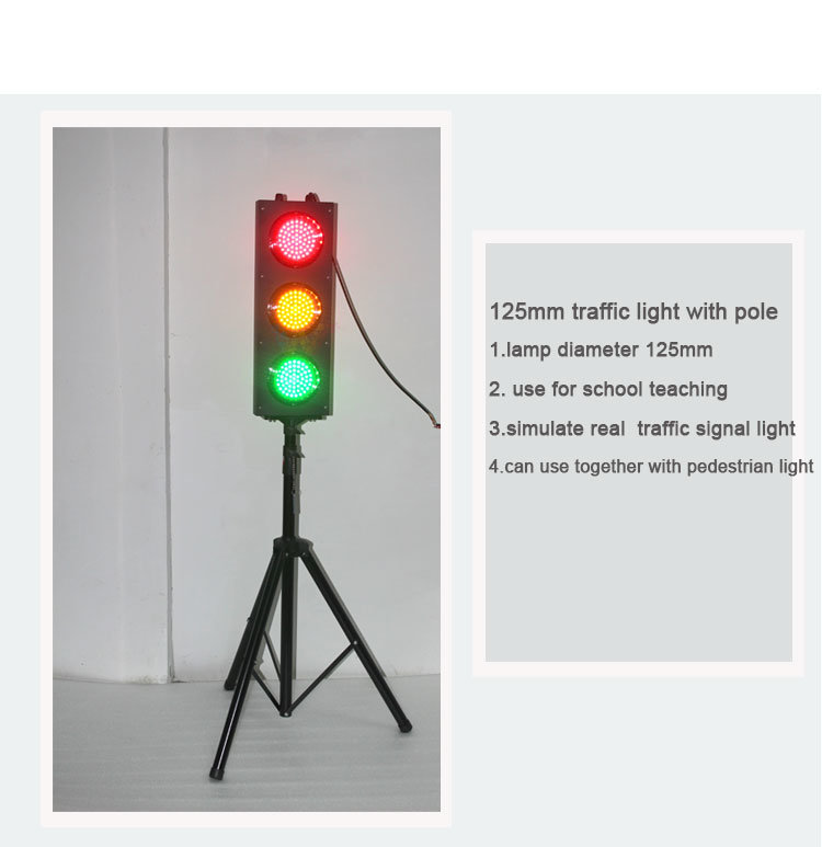 New Parking Lot Mini 125mm LED Traffic Light with Pole