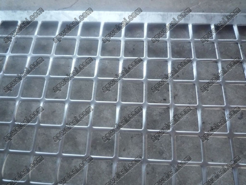 PVC Spray Perforated Metal Screen/ Sheet/ Mesh