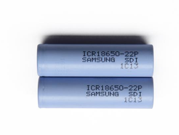 Icr18650-29e 3.7V 2900mAh 18650 Lithium Battery