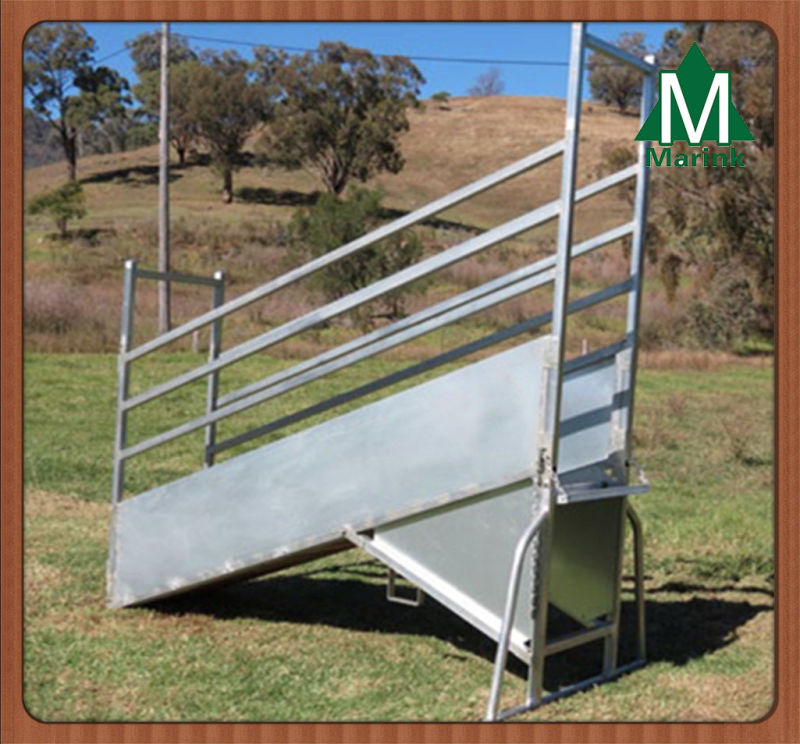 Cattle Squeeze / Cow Crush Hot Dipped Galvanized -Australia