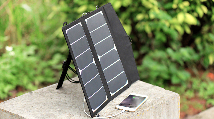 12W Foldable Solar Charger for The Mobile Phone Laptop