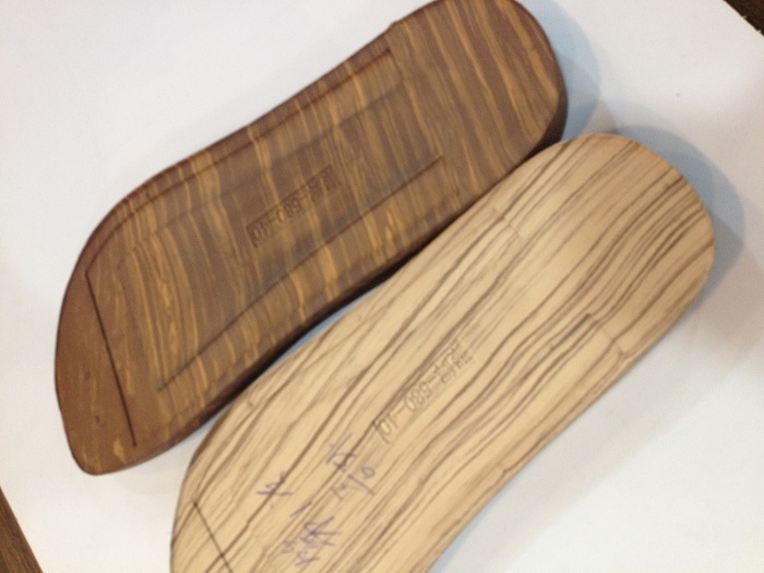 Wood Grain EVA Insole Made by Cold Press Mould